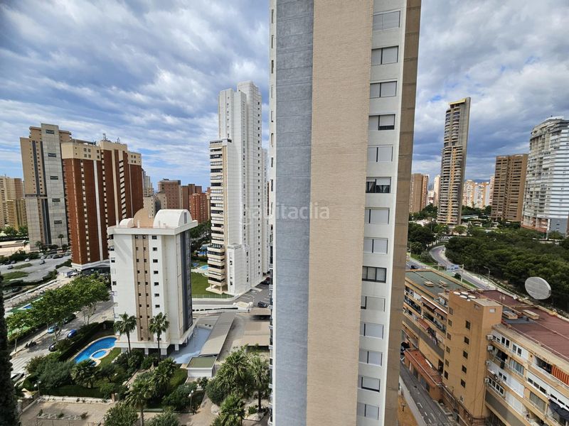 Foto 714bb4c2-7c39-440b-b989-467dcd79480b. Pis amb calefacció aparcament piscina a Levante Alto Benidorm