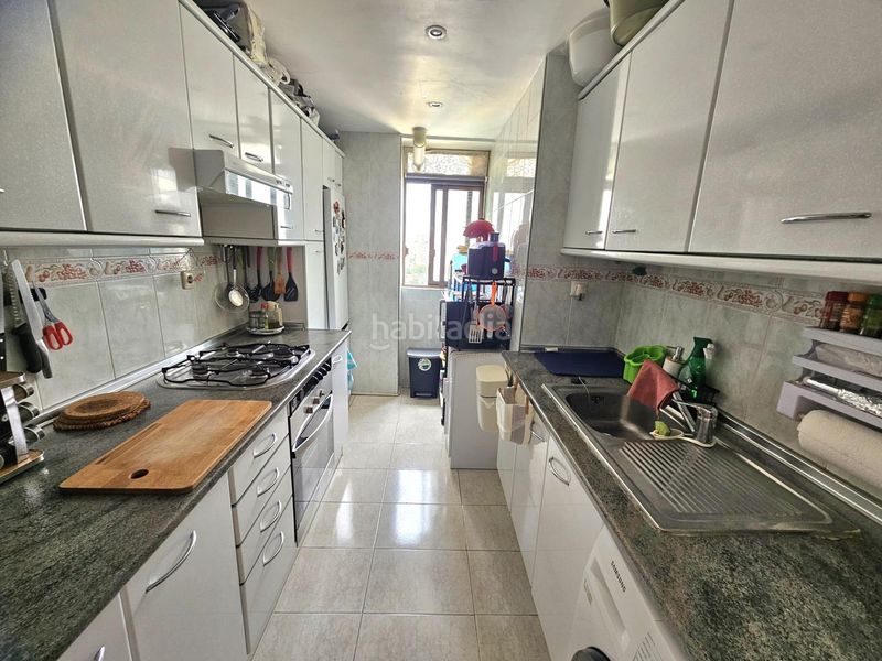 Foto a726337a-f0af-4ce1-b37e-8b7144e80774. Pis amb calefacció aparcament piscina a Levante Alto Benidorm