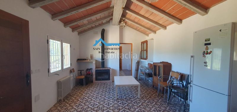 Foto bff353bf-84c3-4374-bcd7-dcaeabf1aa15. Casa amb calefacció aparcament a Confrides