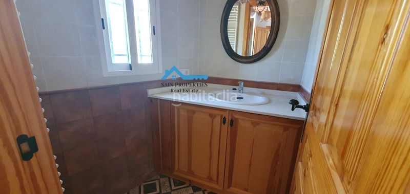 Foto d29c8863-1ceb-461c-a854-605ff0c26455. Casa amb calefacció aparcament a Confrides