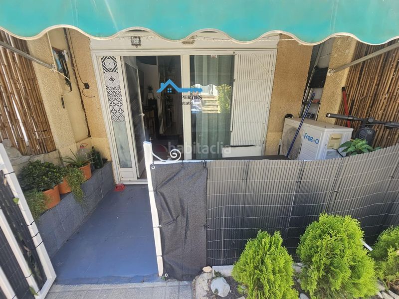 Foto 9bc9a253-6118-4d6d-94a6-43a8c9b3e3fd. Estudi amb calefacció aparcament piscina a Sierra Helada Benidorm