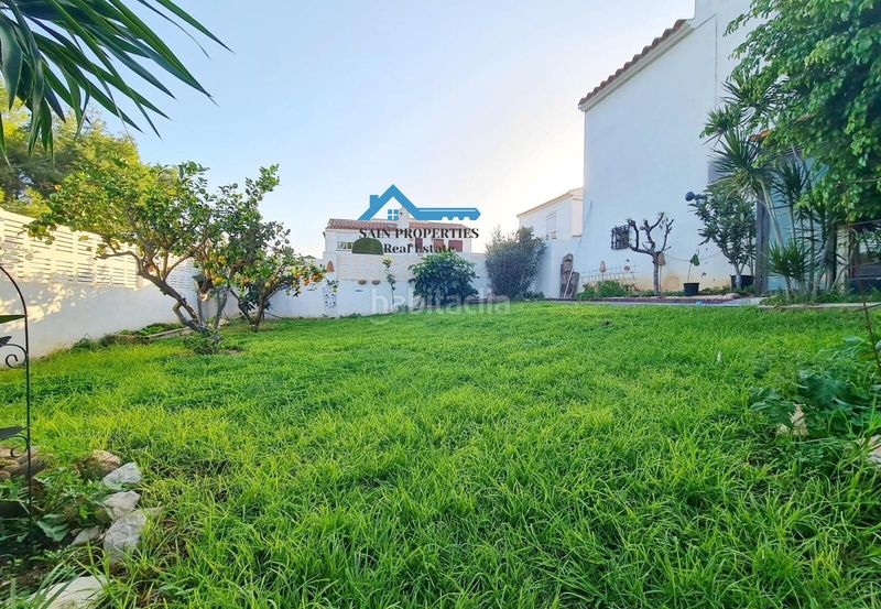 Foto 6131d80d-28fd-423d-8046-641f0728b11a. Casa a schiera con riscaldamento parcheggio piscina in Nucia (la)