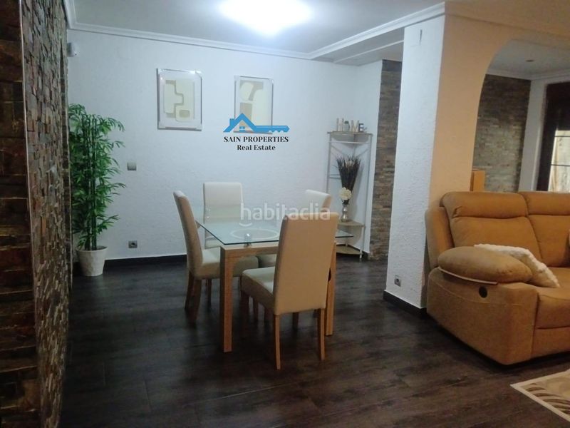 Foto acd03d15-32a1-4f43-817d-f94435d99aeb. Casa a schiera con riscaldamento parcheggio piscina in Nucia (la)