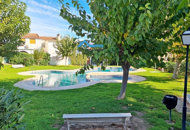 Foto c64162c4-3929-439b-90b6-991b60d43233. Casa a schiera con riscaldamento parcheggio piscina in Nucia (la)