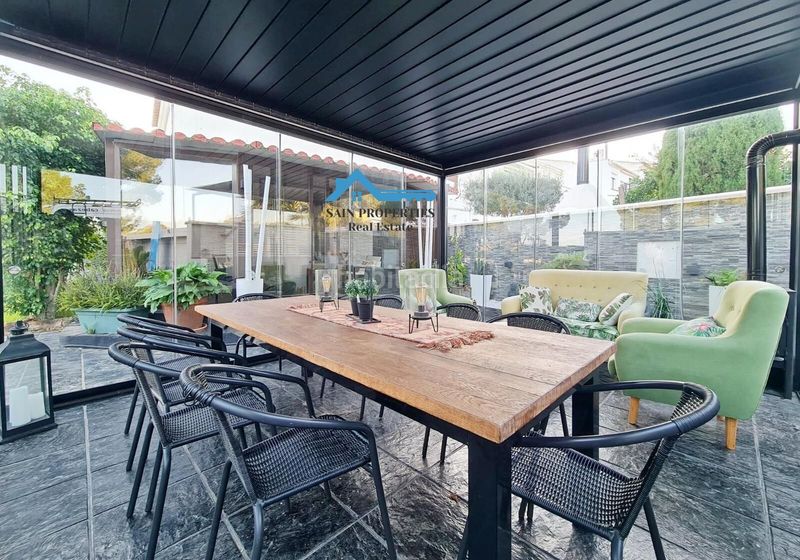 Foto c91373b9-7021-4ec4-a7f9-55bb64c92f2c. Casa a schiera con riscaldamento parcheggio piscina in Nucia (la)