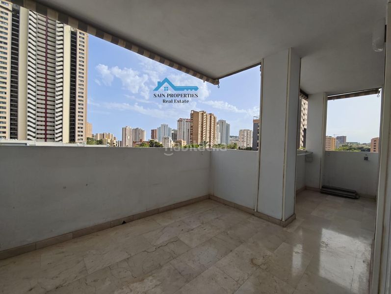Foto a4da80fa-3786-4783-95ab-32059c021106. Pis amb calefacció aparcament piscina a Playa Poniente Benidorm