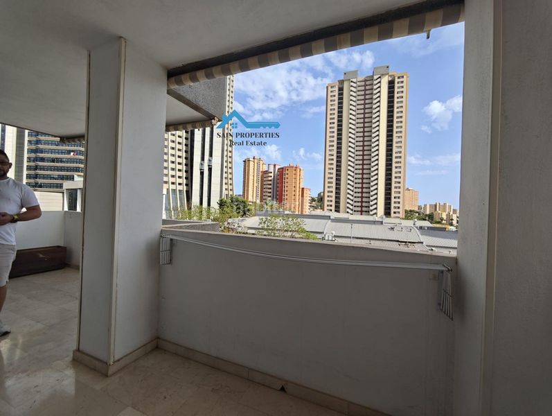 Foto b80f37c5-e972-4d5a-b69d-cd9e86ba222b. Pis amb calefacció aparcament piscina a Playa Poniente Benidorm
