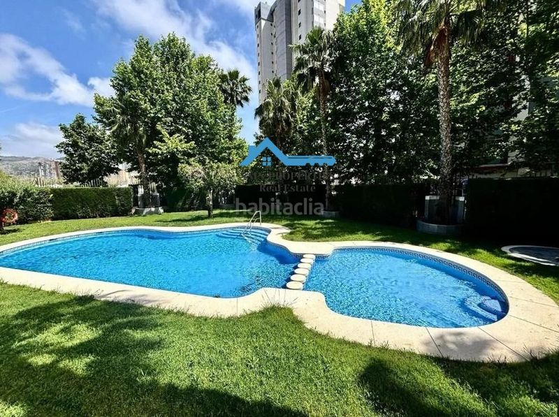 Foto c61e053d-2e26-497c-9611-0cbab4597710. Pis amb calefacció aparcament piscina a Levante Alto Benidorm