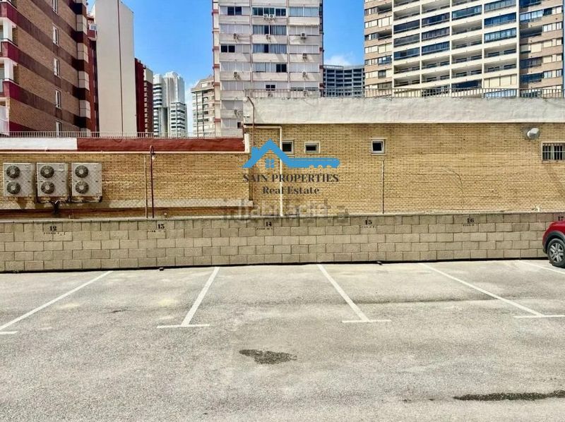 Foto ec3e0bf8-4392-4d25-9099-94d2f4efcee3. Pis amb calefacció aparcament piscina a Levante Alto Benidorm