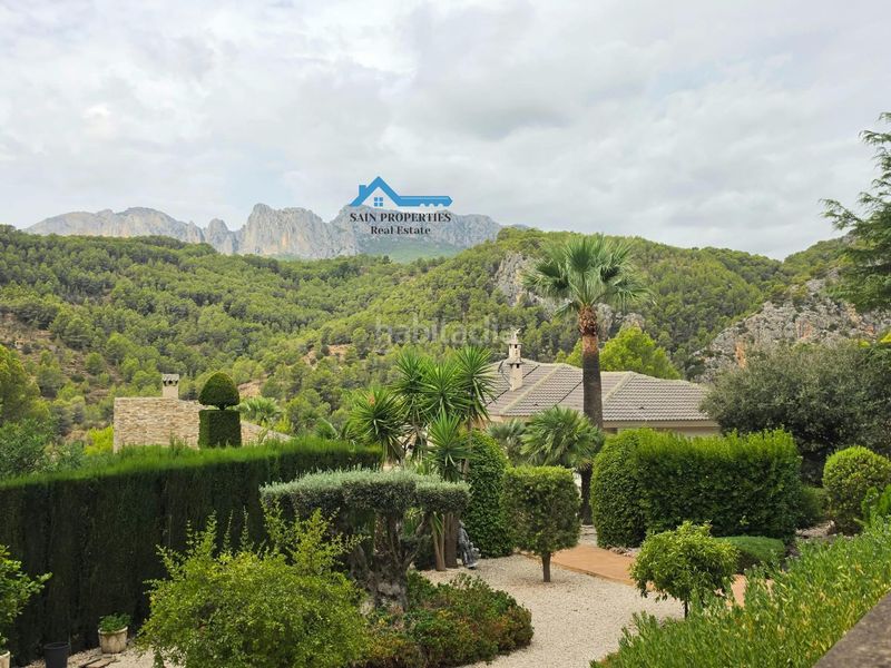 Foto 5338c307-43d2-4f70-9145-06d2c1fc2036. Xalet amb calefacció aparcament piscina a Callosa d´en Sarrià