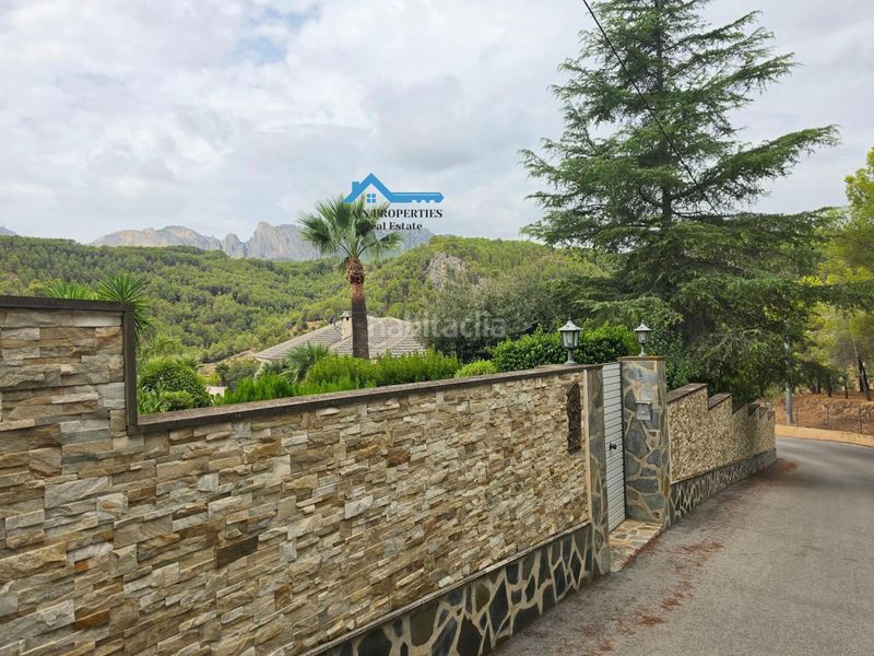 Foto 5a87be4a-0759-489c-b6e6-4c463845d4ac. Xalet amb calefacció aparcament piscina a Callosa d´en Sarrià