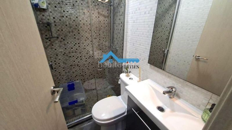 Foto d0fb77d1-0238-4da8-b7b2-997bb725e9ed. Estudi amb calefacció aparcament piscina a Sierra Helada Benidorm