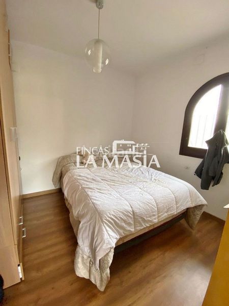 Foto 41ca1134-d55d-4f45-aaf4-fe5c9db0a2d3. Masia amb piscina a Canyelles
