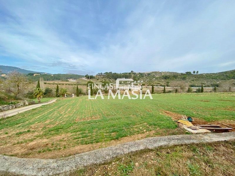 Foto cca3c30b-2296-4429-b482-17cf62936e6c. Masia amb piscina a Canyelles