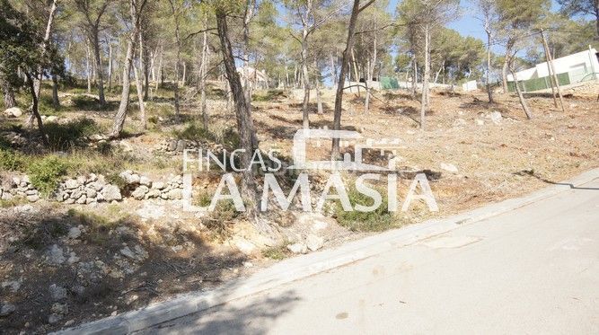 Foto 0ad382ba-f75b-4c01-94f5-5825ec05f8b4. Residential plot in carrer del cometa 43 in Olivella