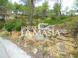 Residential Plot in Carrer de la via lactea 25. Parcela en venta en las colinas