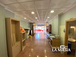 Local Comercial a Sant Joan. Amplio local con escaparate