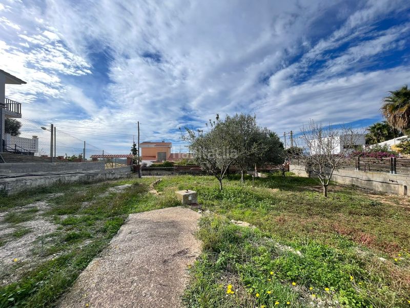 Foto 2dea3b77-2a78-4627-9bda-5714371ef776. Terreno residencial parcela con edificación en Olivella