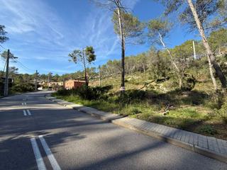 Residential Plot in Olivella. Parcela esquinera