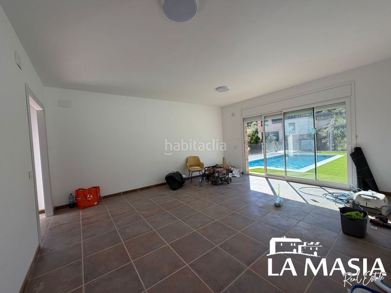 Foto 10a6b931-f2d1-4146-9286-3b8337630d86. Casa amb piscina a Olivella