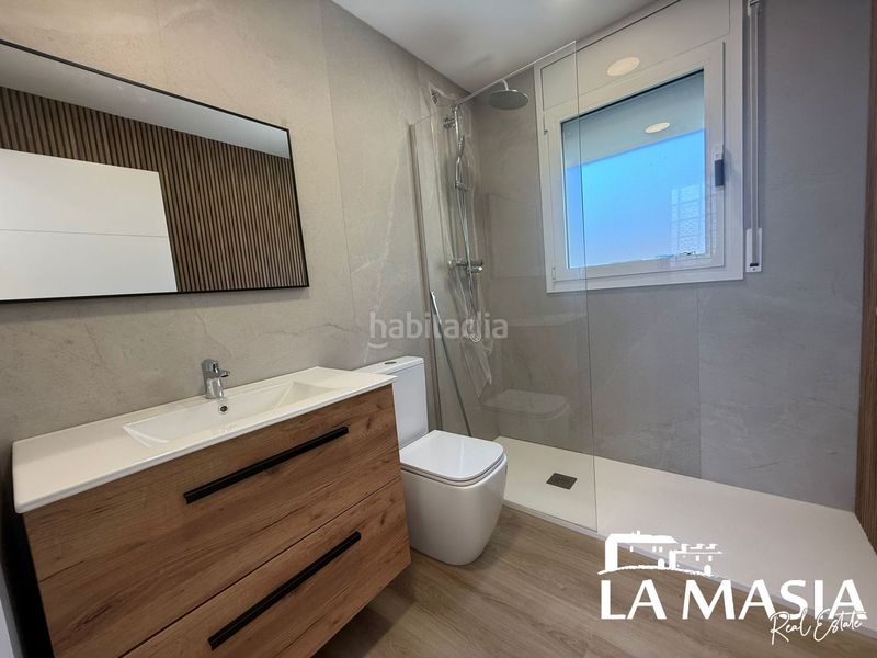 Foto 9541731e-9090-49a3-a79f-3dacd588b97c. Casa amb piscina a Olivella