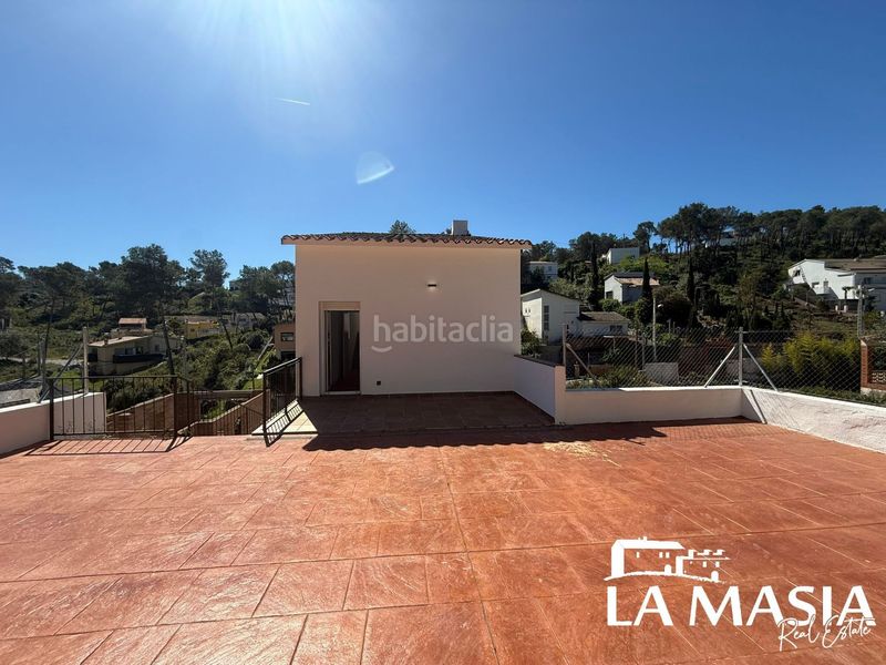 Foto 9f0a49e5-cce7-4686-917f-d0c61614acff. Casa amb piscina a Olivella