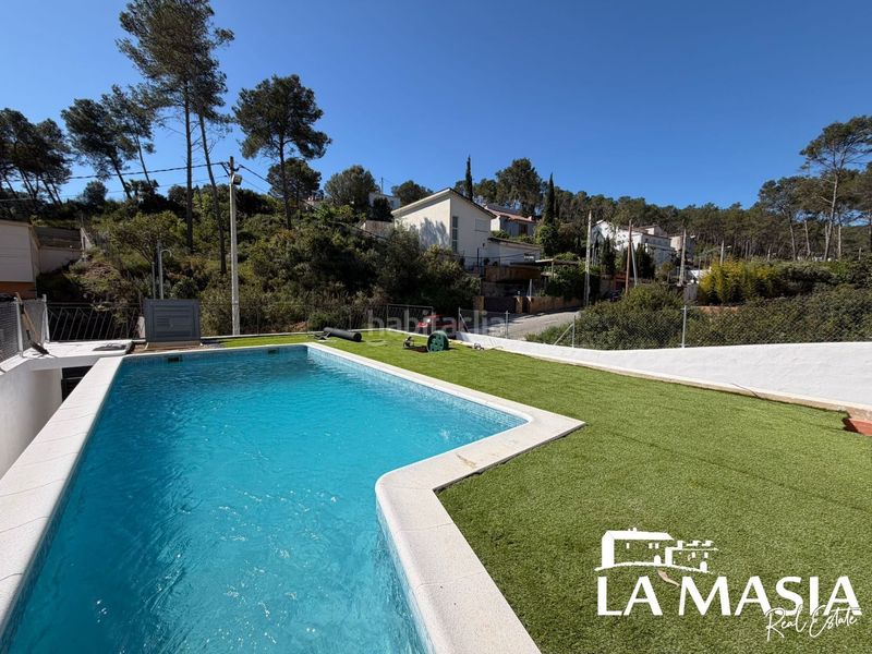 Foto a78ec6d9-c493-4360-b177-8aafe57edc40. Casa amb piscina a Olivella