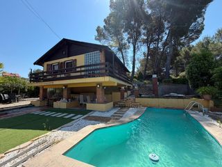 House in Piera. Vivienda en piera