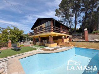 Casa a Piera. Vivienda en piera