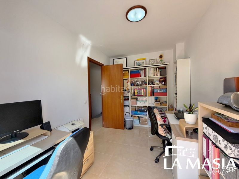 Foto d13cde35-8692-49b0-8e4a-a1ee8f60281f. Casa adossada amb calefacció piscina a Olivella
