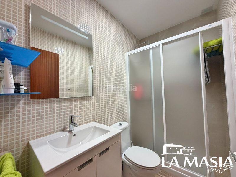Foto d82b28a5-260a-48e2-b5de-b9dd3745db26. Casa adossada amb calefacció piscina a Olivella