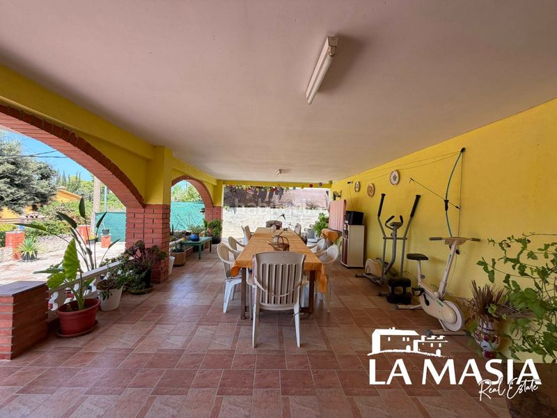 Foto 62ddd704-28b5-4d6c-8612-974804413edb. Casa amb piscina a Canyelles