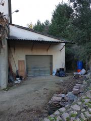 Rent Industrial building in Carrer de la ginesta 2. Nave industrial 2 diáfana, bien ubicada y cerca de los servicios