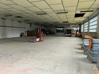 Alquiler Nave industrial en Carrer de la ginesta 2b. Naves industriales 16 y 17, en una segunda planta con gran espac