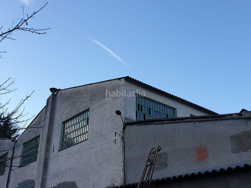 Foto 0578cf92-d9fd-49c5-8b27-67f7a585ef0a. Lloguer nau industrial a carrer de la ginesta 2b a Viladrau