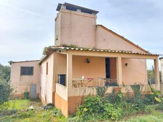 Masia a Lugar velle 5. Casa para reformar y gran terreno en oza-cesuras