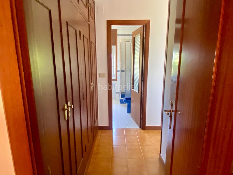 Foto bbcec555-3974-4198-a263-ae2a282807f1. Casa con camino riscaldamento parcheggio in Dorneda Oleiros