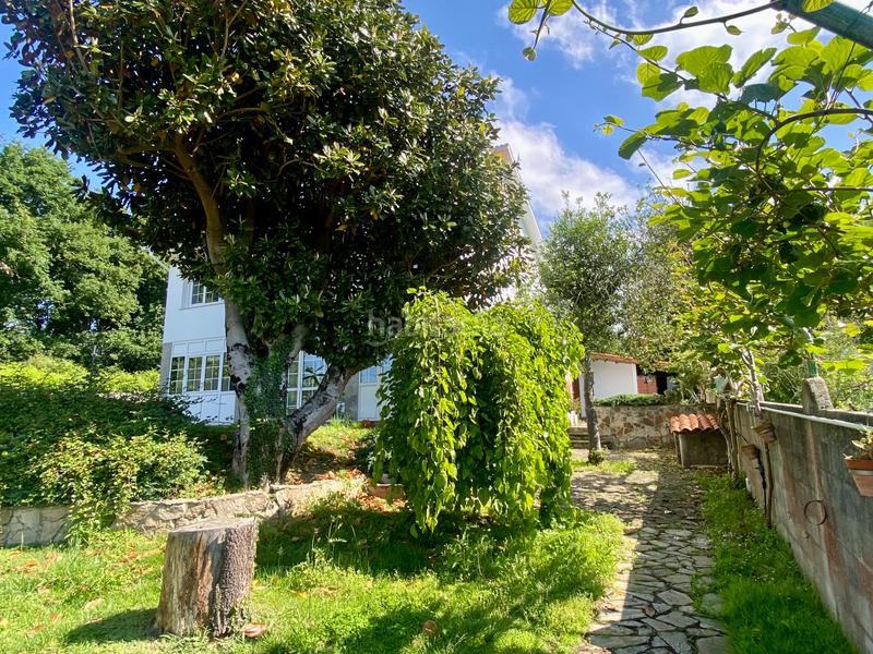 Foto d59ce571-84fa-44cb-b7b2-8d00d7113876. Casa con camino riscaldamento parcheggio in Dorneda Oleiros