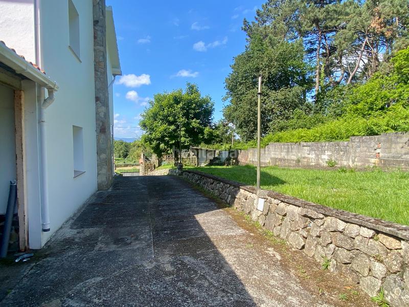 Foto f11493b7-19ed-4732-868f-03f466e7949b. Casa con camino riscaldamento parcheggio in Dorneda Oleiros