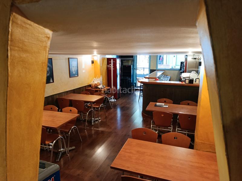 Foto b785798f-193a-4ab0-8661-344db17bdfd4. Traspàs local comercial amb calefacció a La Verneda - La Pau Barcelona