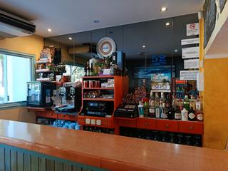 Business premise in La Verneda - La Pau