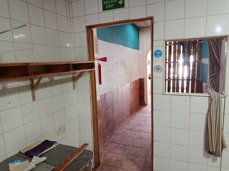 Foto dc000567-8392-4927-a7a2-398d2e1c48ad. Traspaso local comercial traspaso restaurante con terraza 50 pax y vistas al mar. en Cubelles