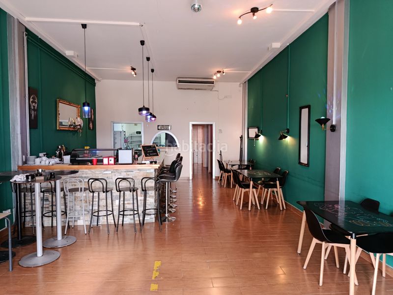 Foto 34a9a507-4b24-4834-a498-22c4386c35cf. Traspaso local comercial traspaso muy bajo en zona prime en Cubelles