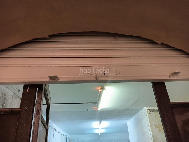 Foto 73d9a691-6a7c-4d33-a638-d56b4e4e30a4. Local commercial dans Gòtic Barcelona