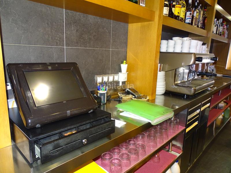 Foto 7ae3433a-b03e-423b-b12c-fa0288e7bc27. Local commercial dans Santa Eulàlia Hospitalet de Llobregat (L´)