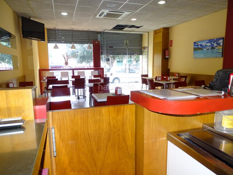 Foto a11f17df-9f21-4a54-8b57-3a0c46d66321. Local commercial dans Santa Eulàlia Hospitalet de Llobregat (L´)