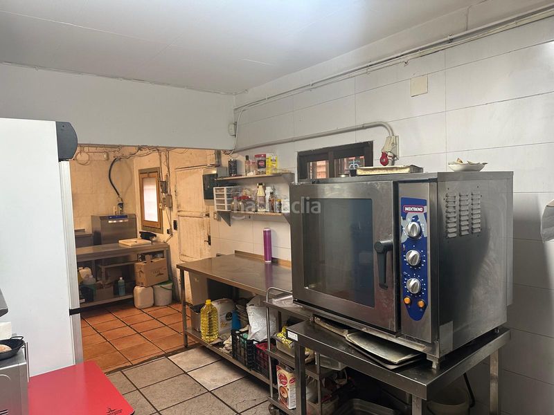 Foto 016de493-a5f9-463a-92ab-ca2135ab1b4e. Trapasso locale commerciale con riscaldamento in Borges Blanques (Les)