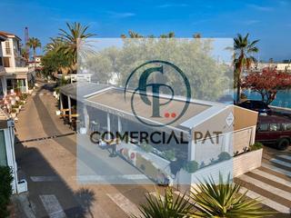 Pas-de-porte Local commercial à Les Botigues de Sitges. Traspaso restaurante en zona prime de sitges puerto.