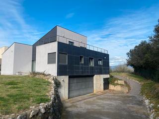 Xalet a Carrer del mas vives 41. Preciosa casa aislada en bescano - montfullà