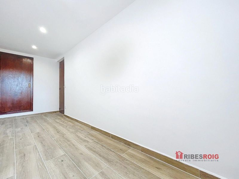 Foto 67ac1183-dc3b-4bbb-919a-30f00a92a674. Rent semi detached house with heating parking in Centre Sant Pere de Ribes
